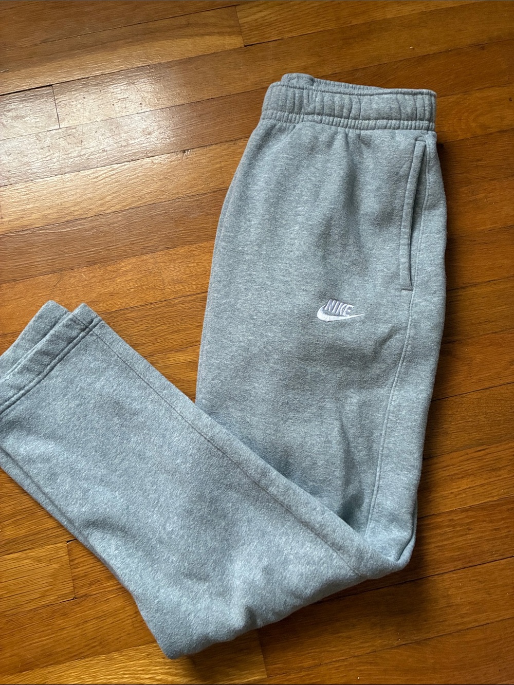 Nike Mens Small Light Gray Sweat Joggers; good used condition